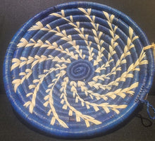 Load image into Gallery viewer, Hand Woven African Bowls