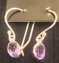 Load image into Gallery viewer, Silver & Semi precious earrings