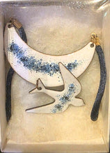Load image into Gallery viewer, Hand painted Enamel &amp; lacquered Doves &amp; Crescent Moon &amp; Doves
